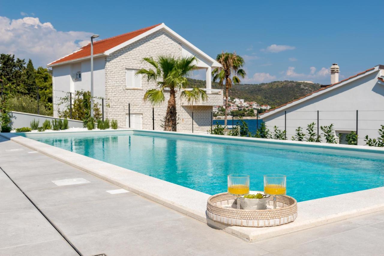 Villa Juliet Trogir Bagian luar foto