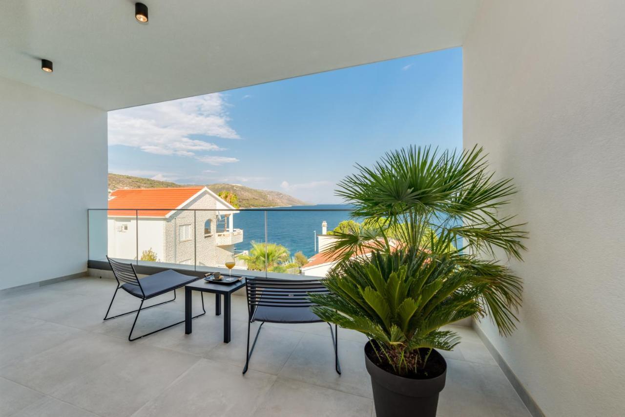 Villa Juliet Trogir Bagian luar foto